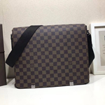 スーパーコピールイヴィトンバッグ